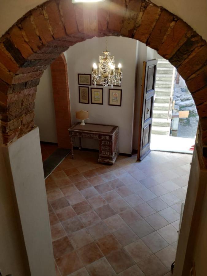 Вилла Borgo Antico Лари Экстерьер фото