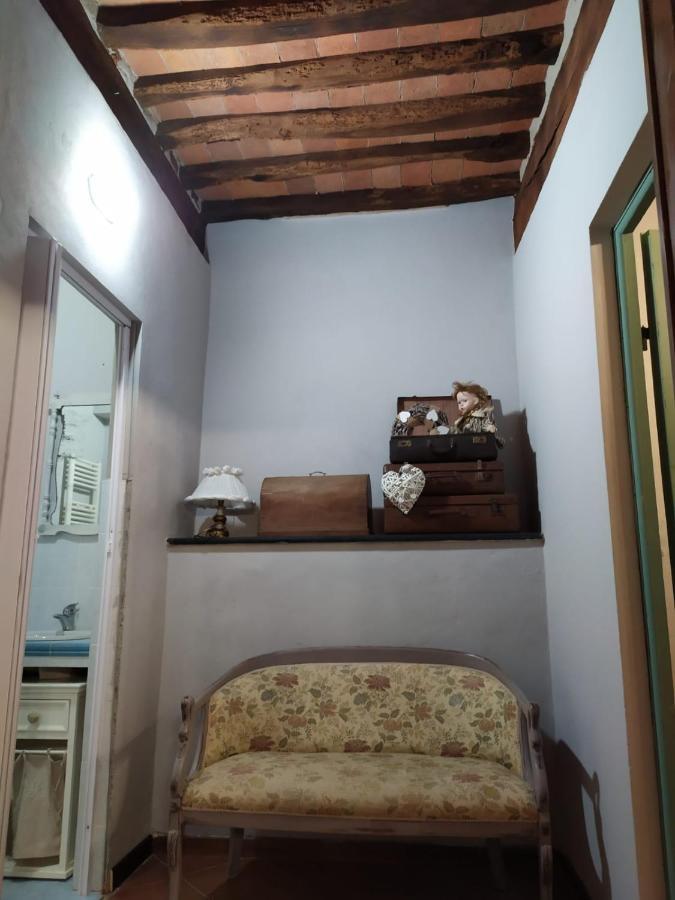 Вилла Borgo Antico Лари Экстерьер фото