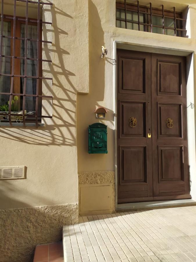 Вилла Borgo Antico Лари Экстерьер фото