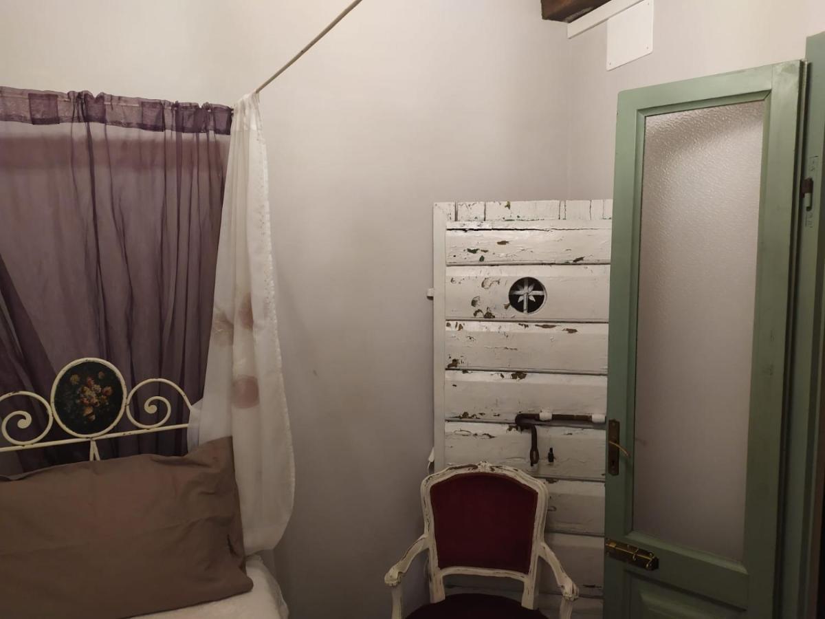 Вилла Borgo Antico Лари Экстерьер фото