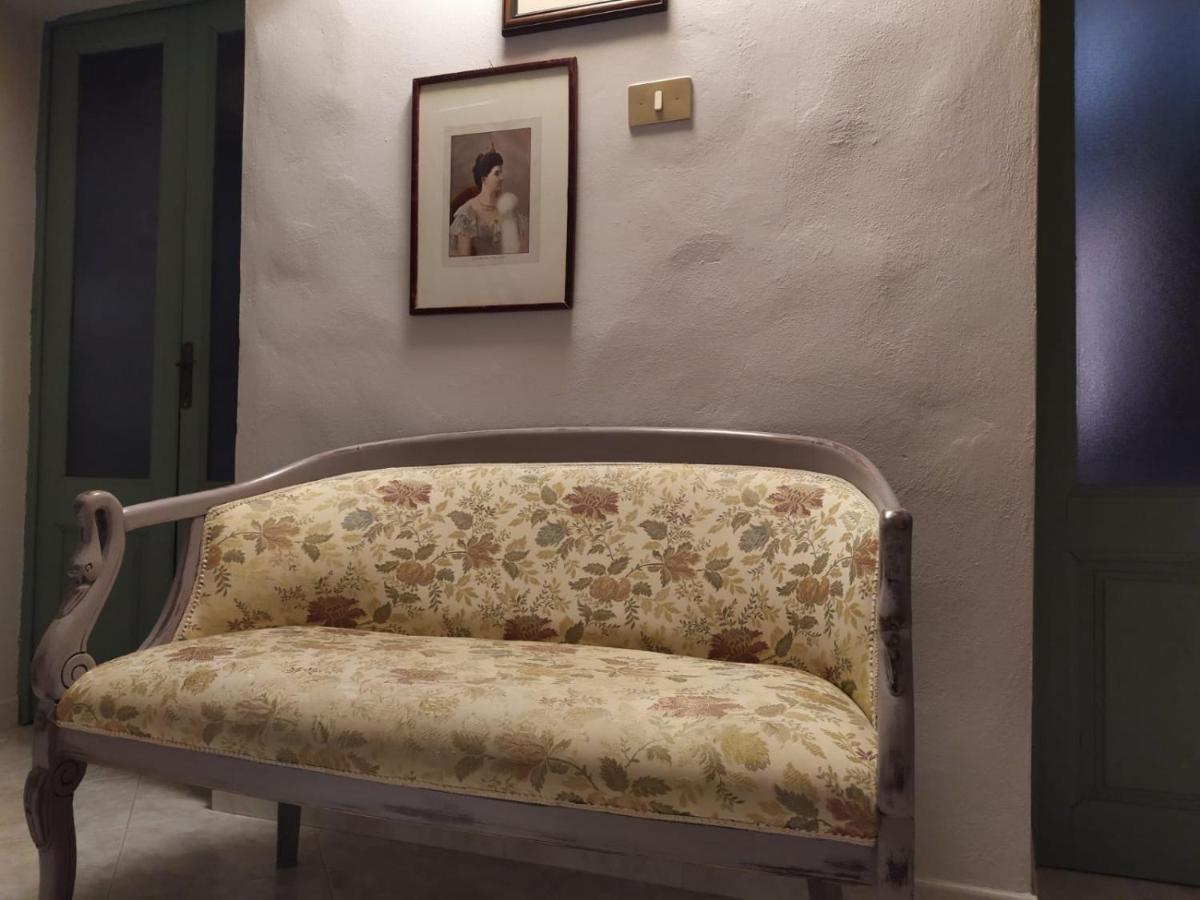 Вилла Borgo Antico Лари Экстерьер фото