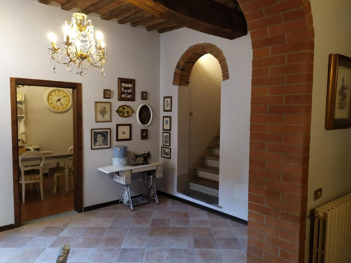 Вилла Borgo Antico Лари Экстерьер фото